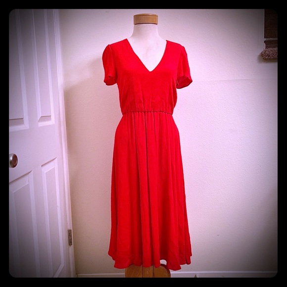 Wayf Dresses & Skirts - NWOT Waif Red V neck midi dress
